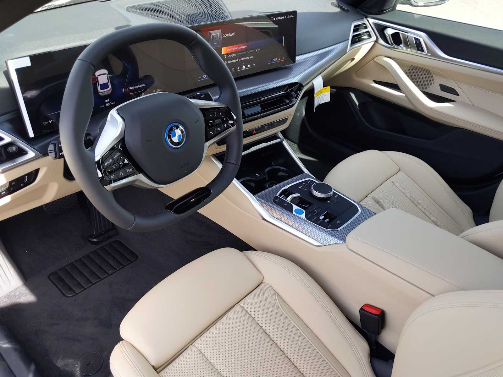 Thumbnail: 2025 BMW i4 - 10