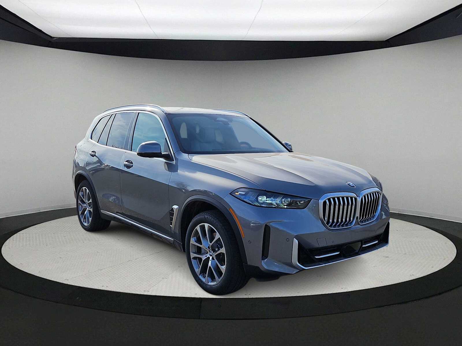 Thumbnail: 2026 BMW X5 - 2