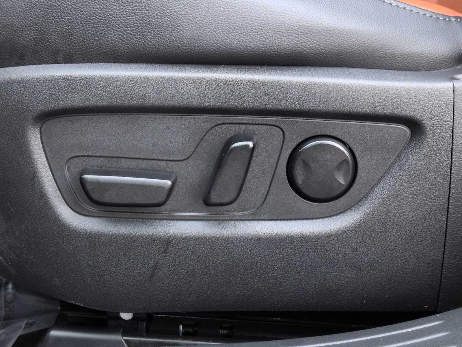 Thumbnail: 2024 Mazda CX-50 - 18