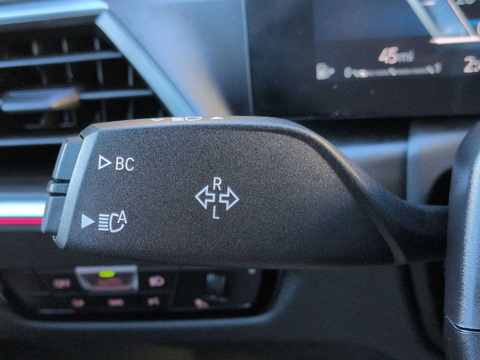 Thumbnail: 2023 BMW 3 Series - 29