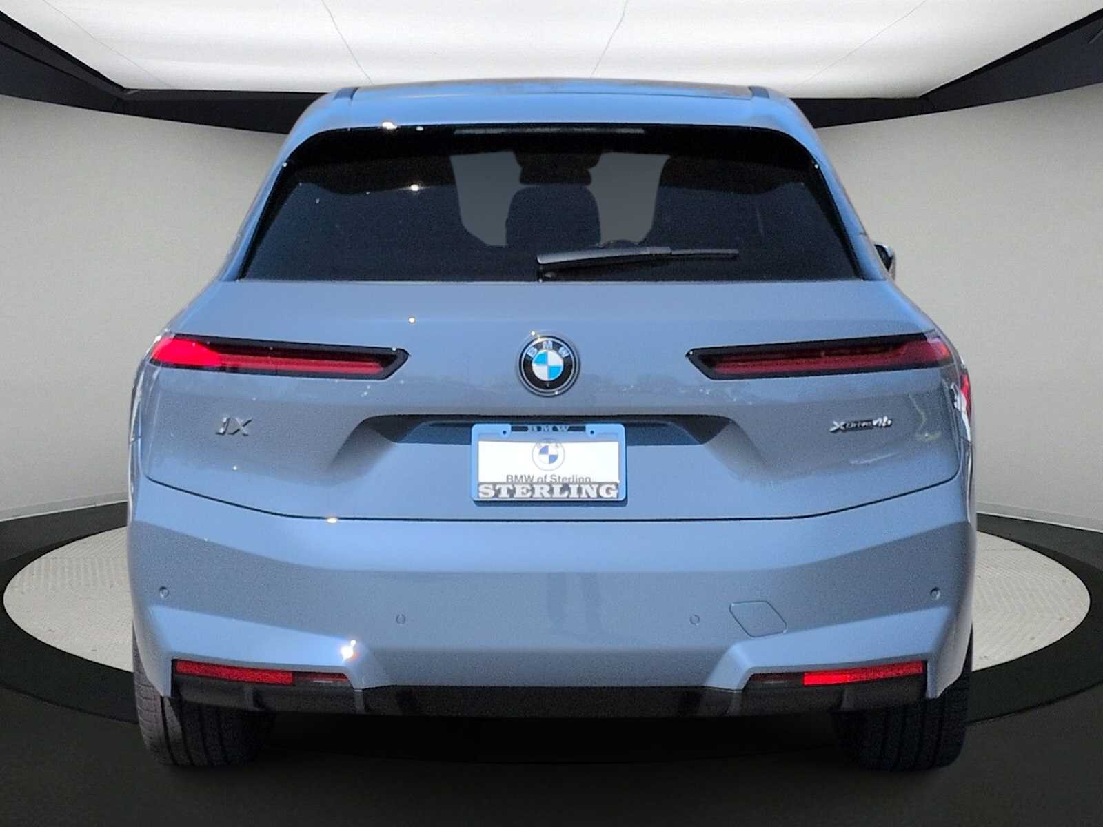 Thumbnail: 2026 BMW iX - 7