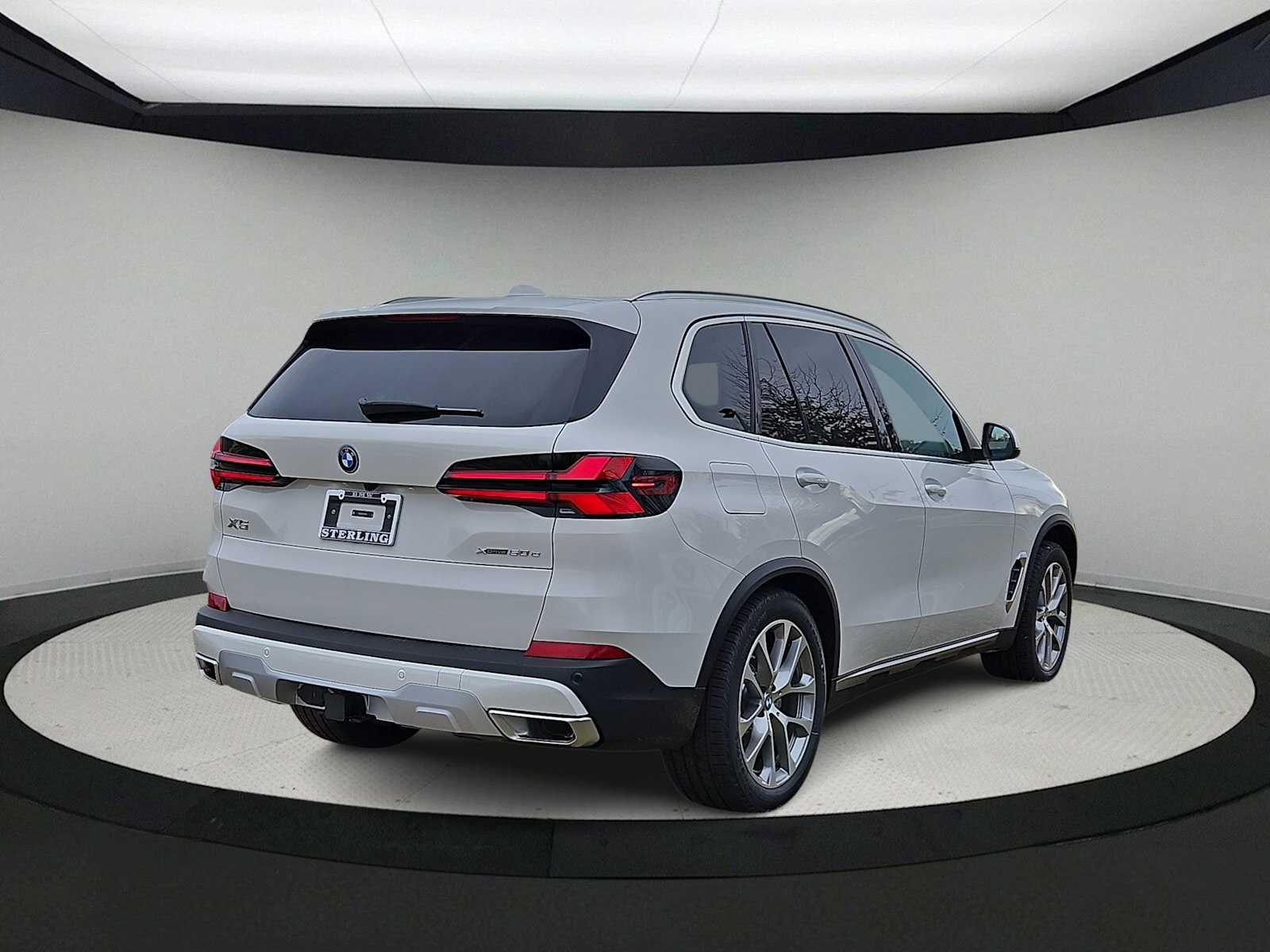 Thumbnail: 2026 BMW X5 - 8