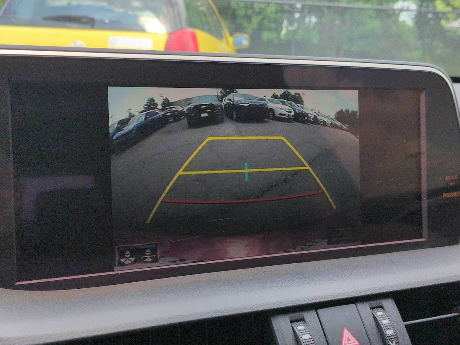 Thumbnail: 2019 Lexus ES - 32