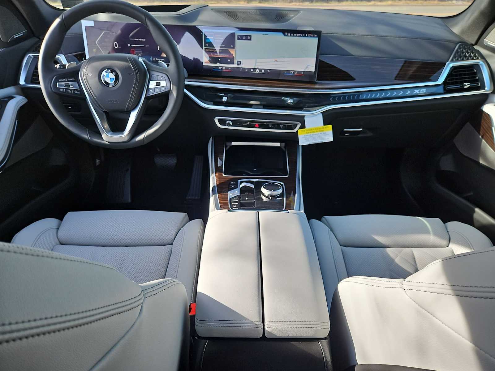 Thumbnail: 2026 BMW X5 - 15