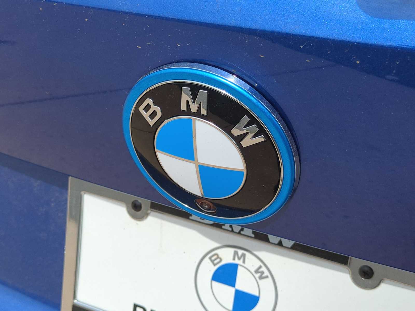 Thumbnail: 2025 BMW i4 - 11