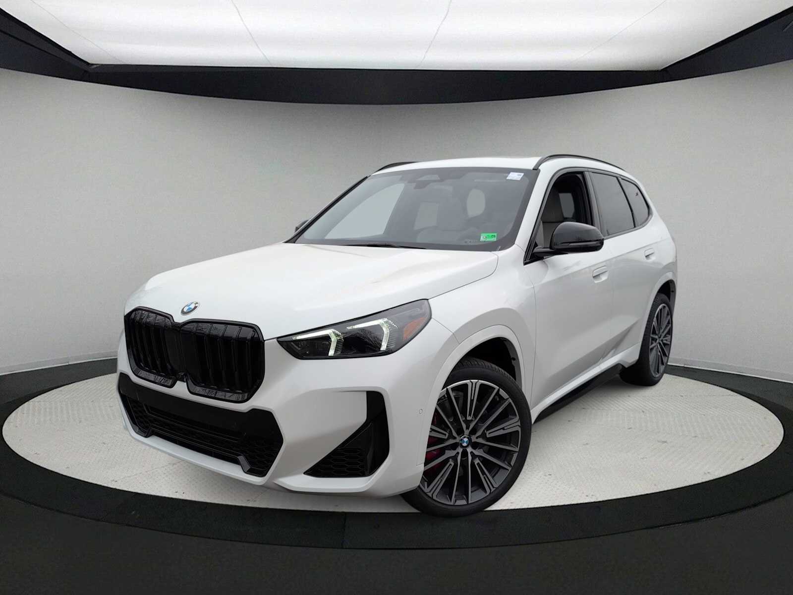 Thumbnail: 2026 BMW X1 - 1