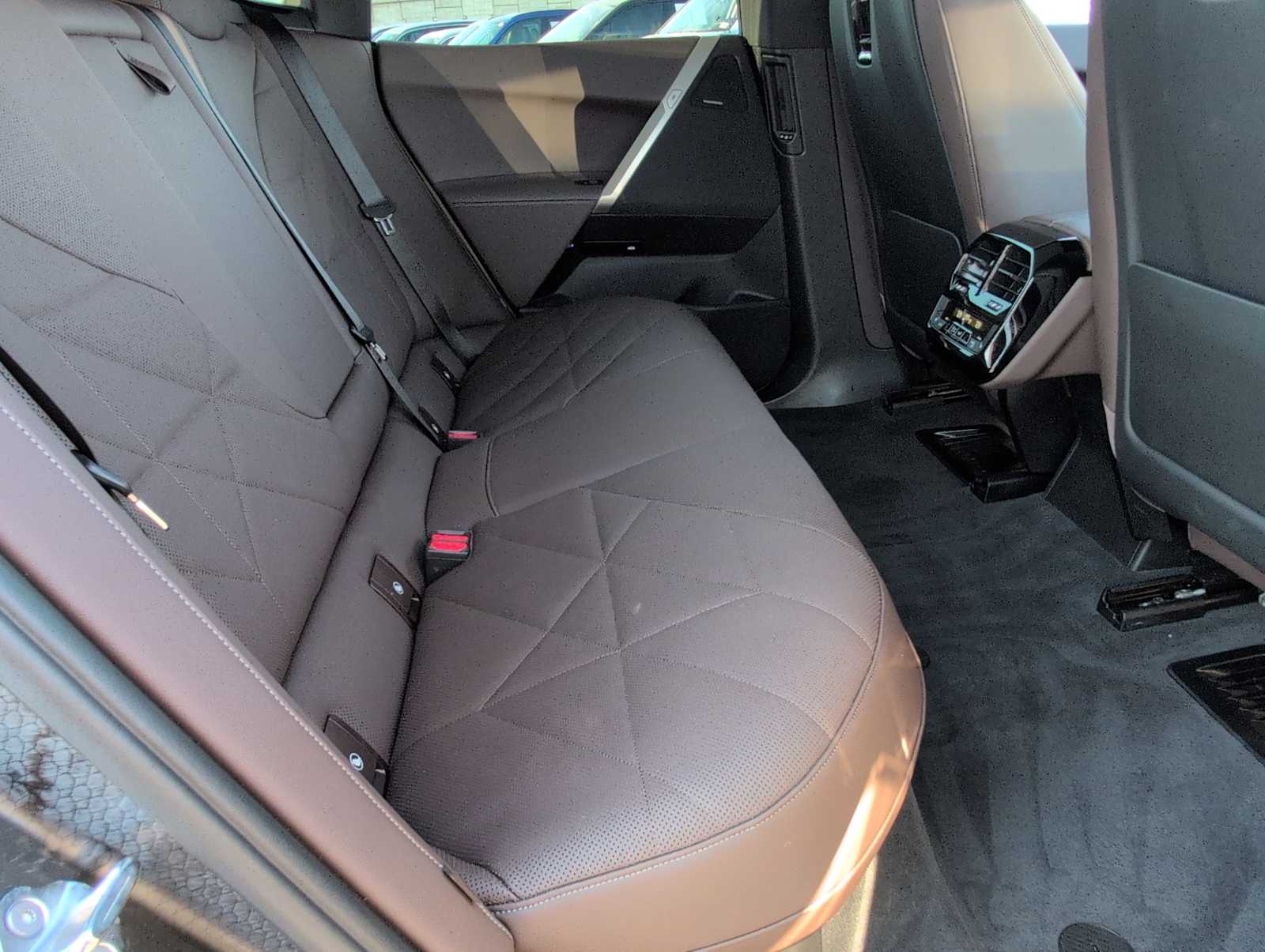 Thumbnail: 2023 BMW iX - 20