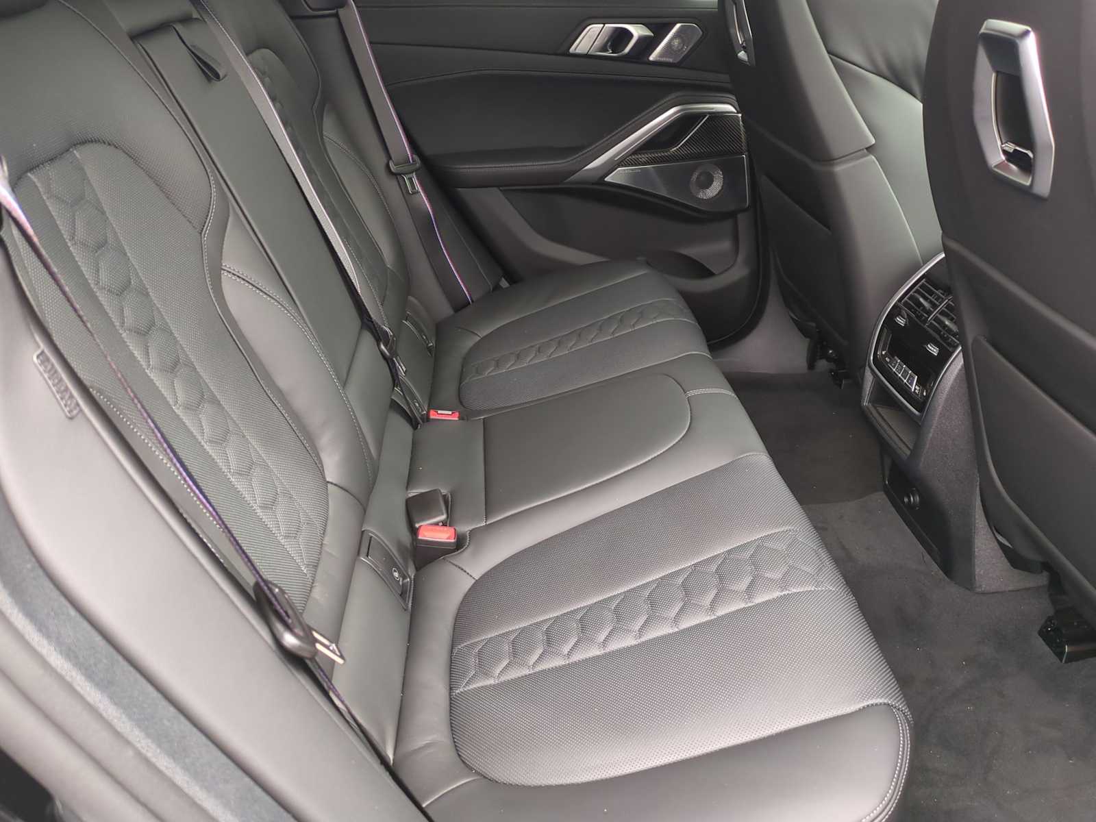 Thumbnail: 2026 BMW X6 - 22