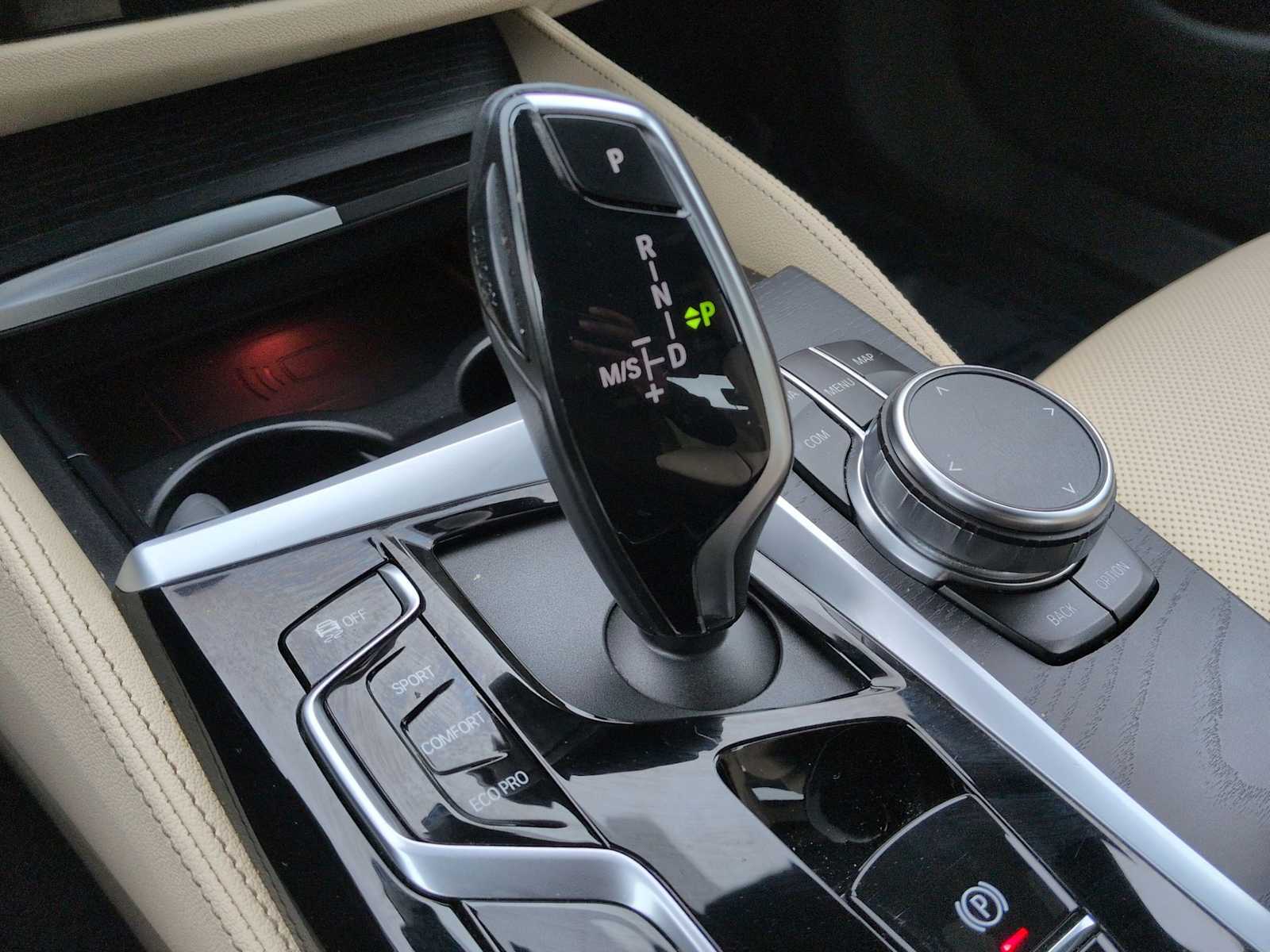 Thumbnail: 2023 BMW 5 Series - 31