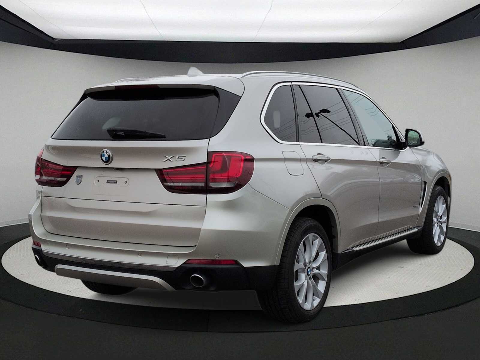 Thumbnail: 2014 BMW X5 - 8