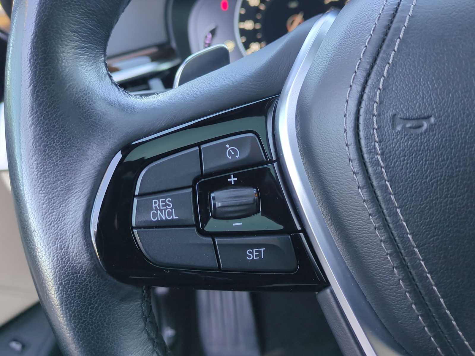 Thumbnail: 2017 BMW 5 Series - 25