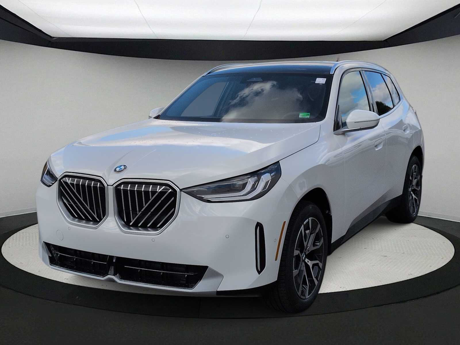 Thumbnail: 2026 BMW X3 - 4