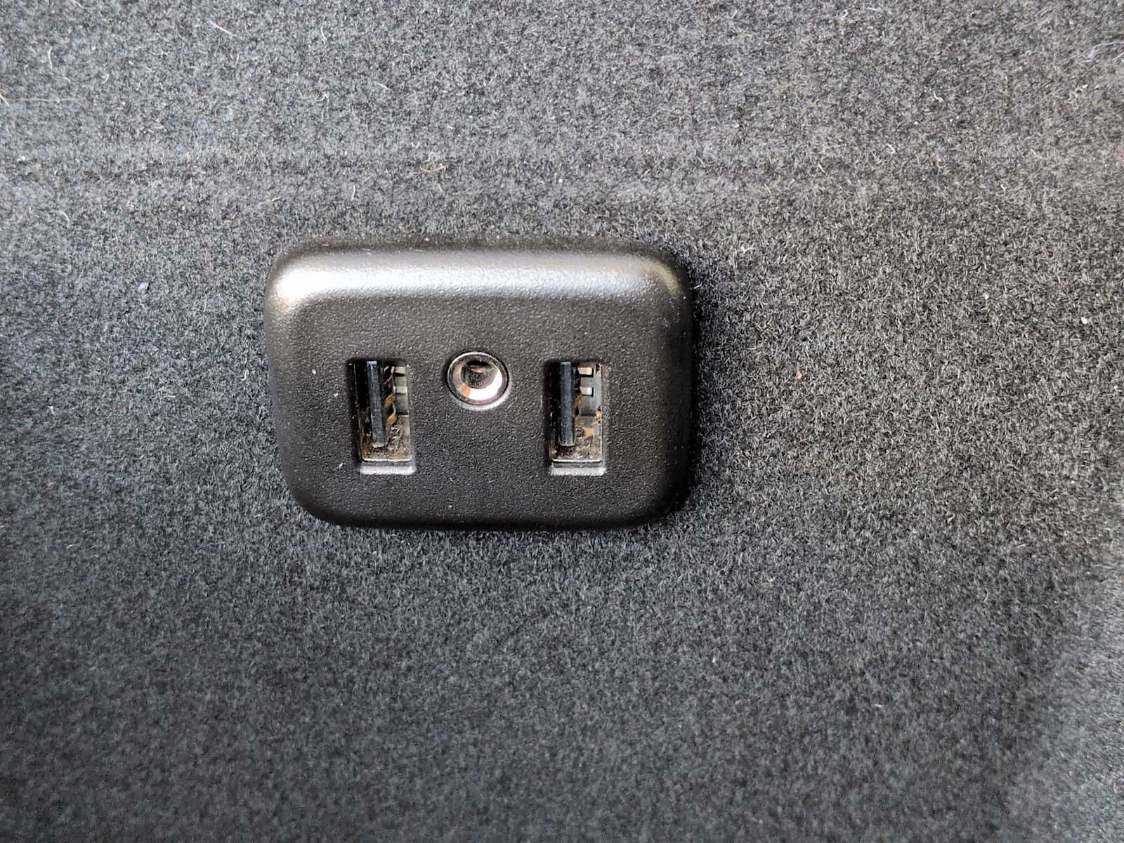 Thumbnail: 2019 Cadillac XT5 - 32