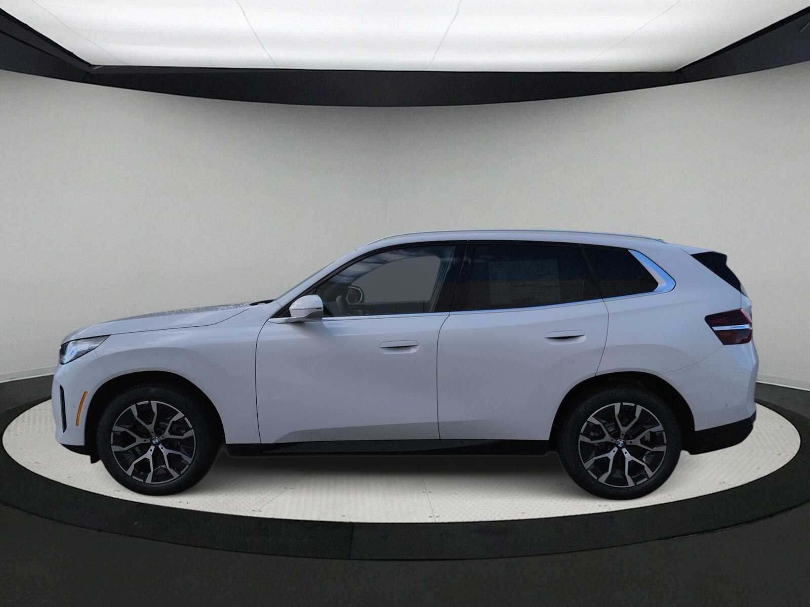 Thumbnail: 2026 BMW X3 - 5