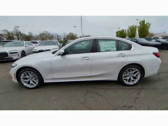 Thumbnail: 2025 BMW 3 Series - 29