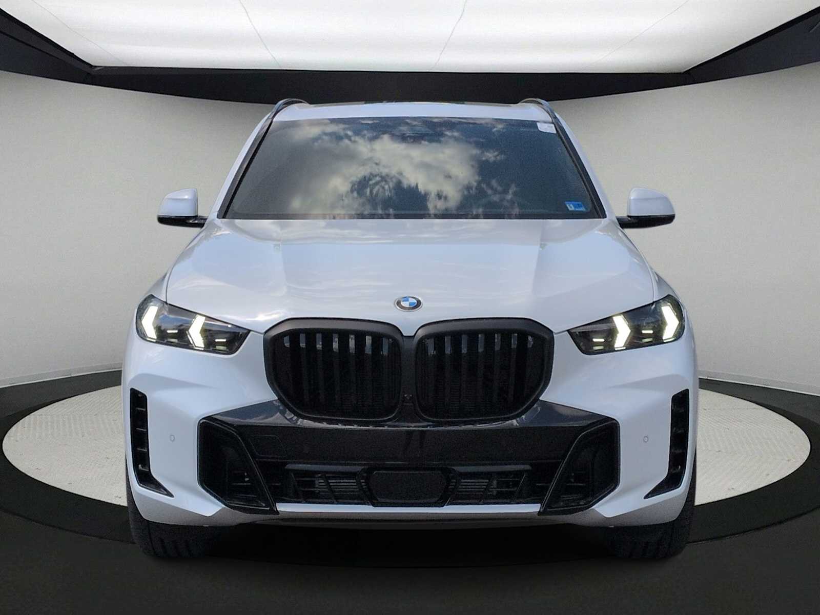 Thumbnail: 2026 BMW X5 - 3