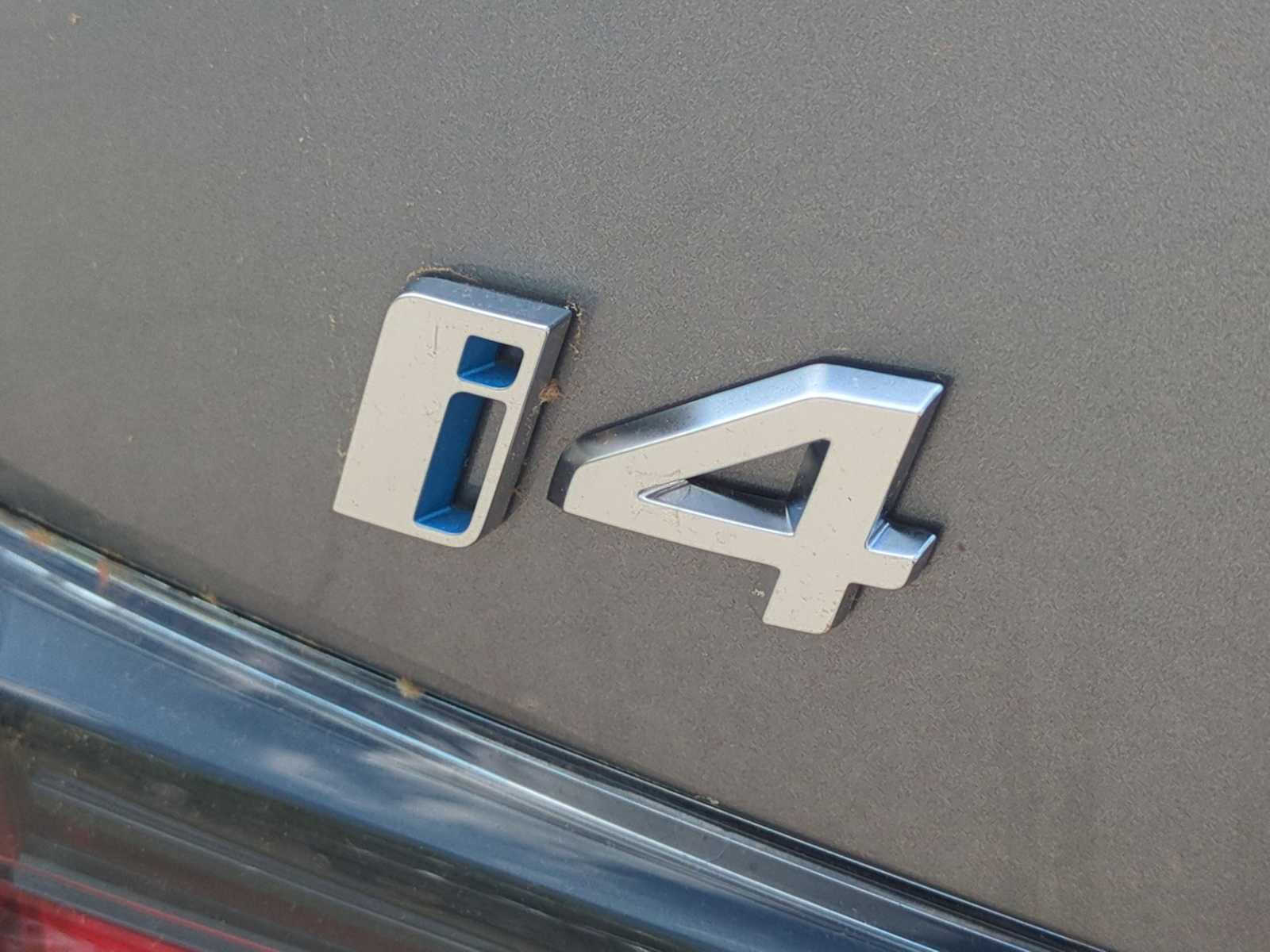 Thumbnail: 2025 BMW i4 - 12