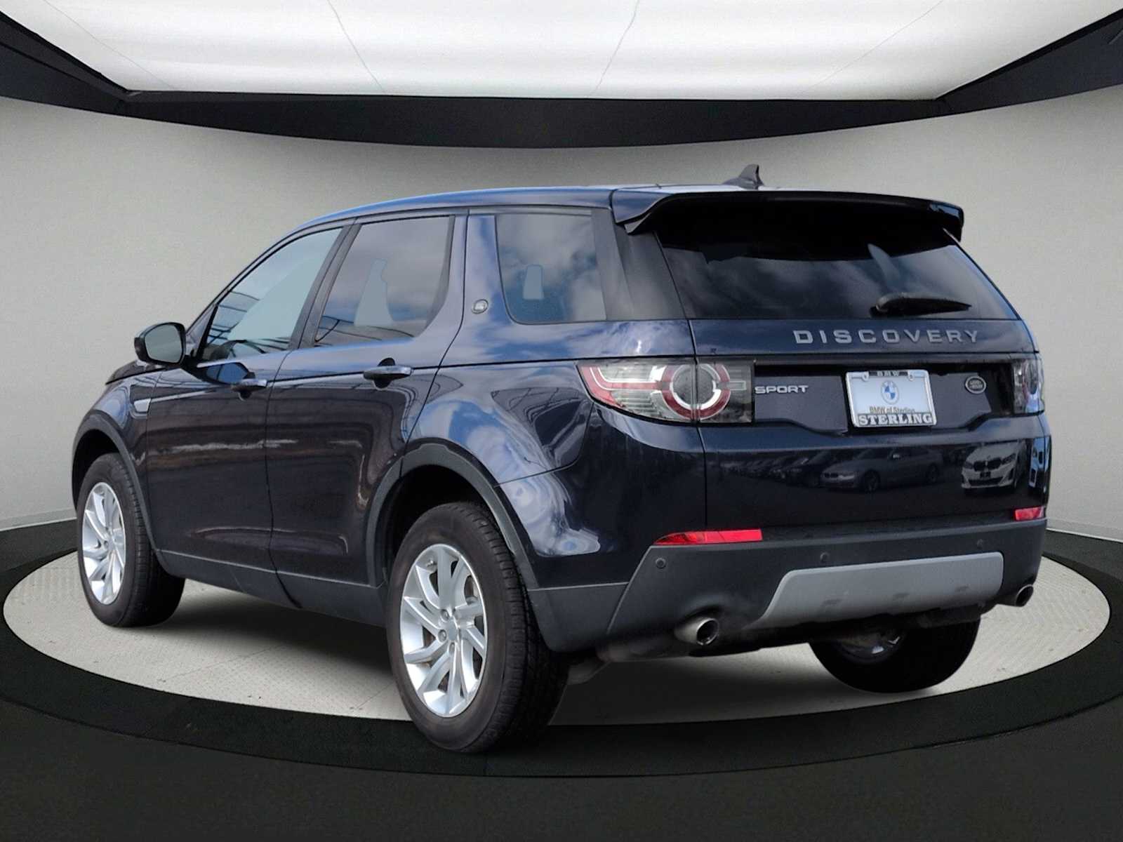 Thumbnail: 2016 Land Rover Discovery Sport - 6