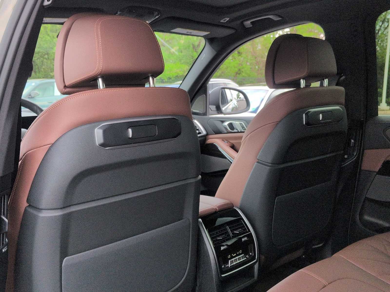 Thumbnail: 2026 BMW X5 - 19