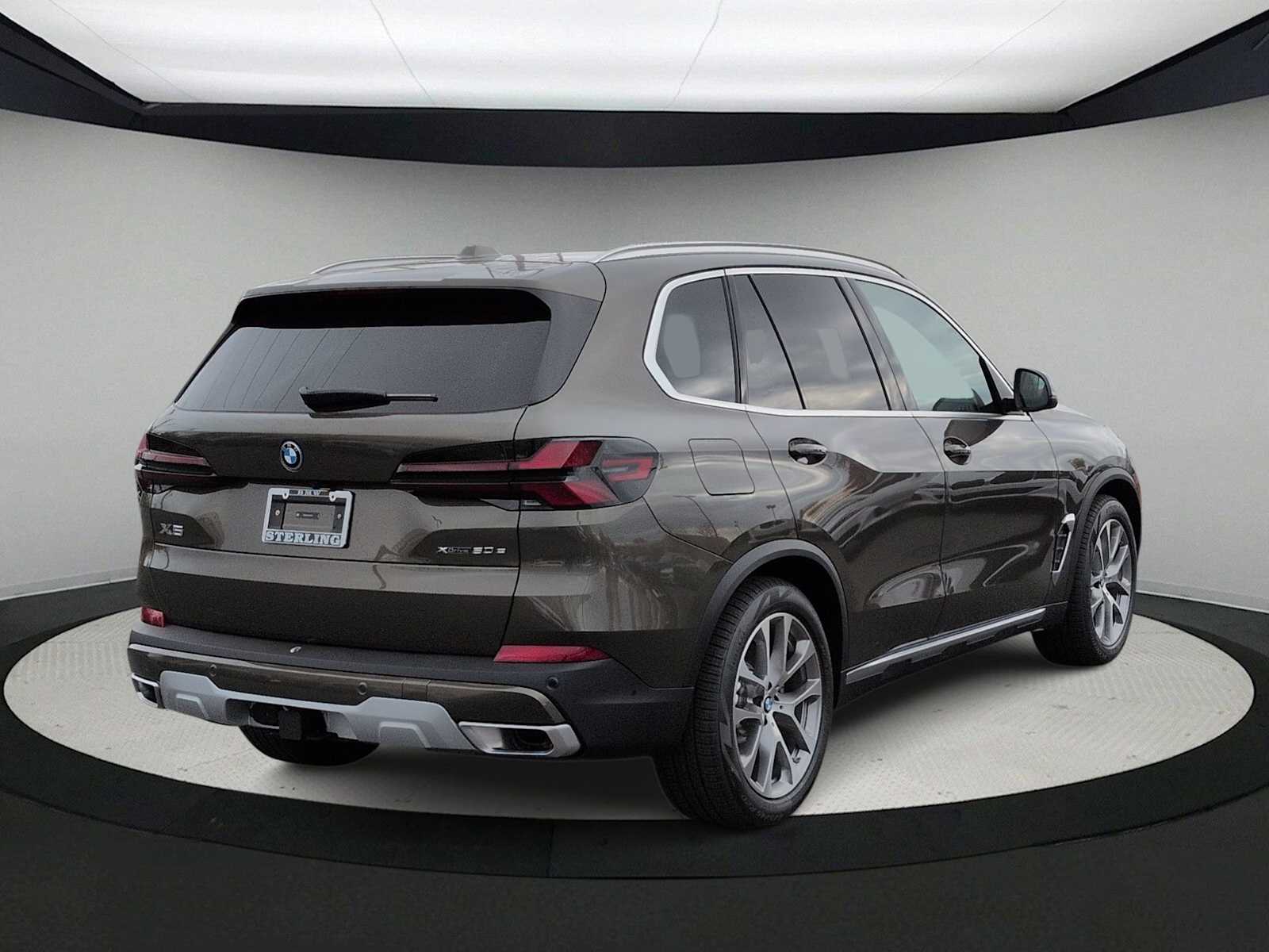 Thumbnail: 2026 BMW X5 - 8