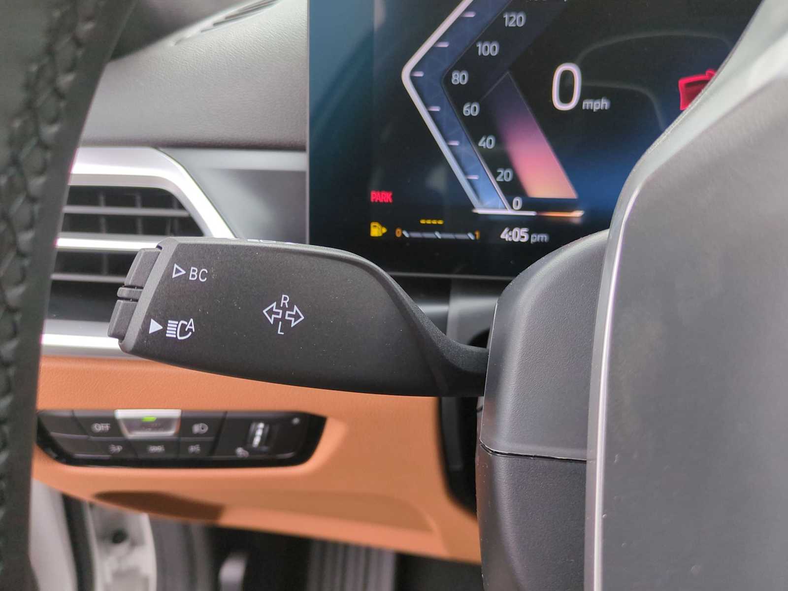 Thumbnail: 2025 BMW 3 Series - 28