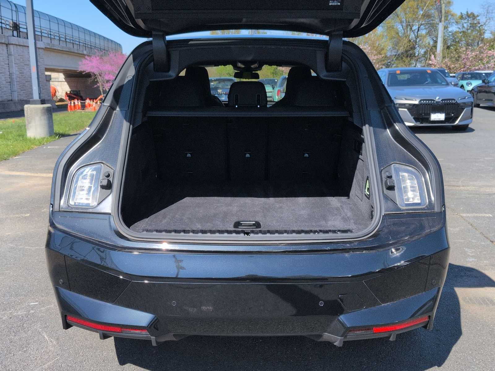 Thumbnail: 2024 BMW iX - 35