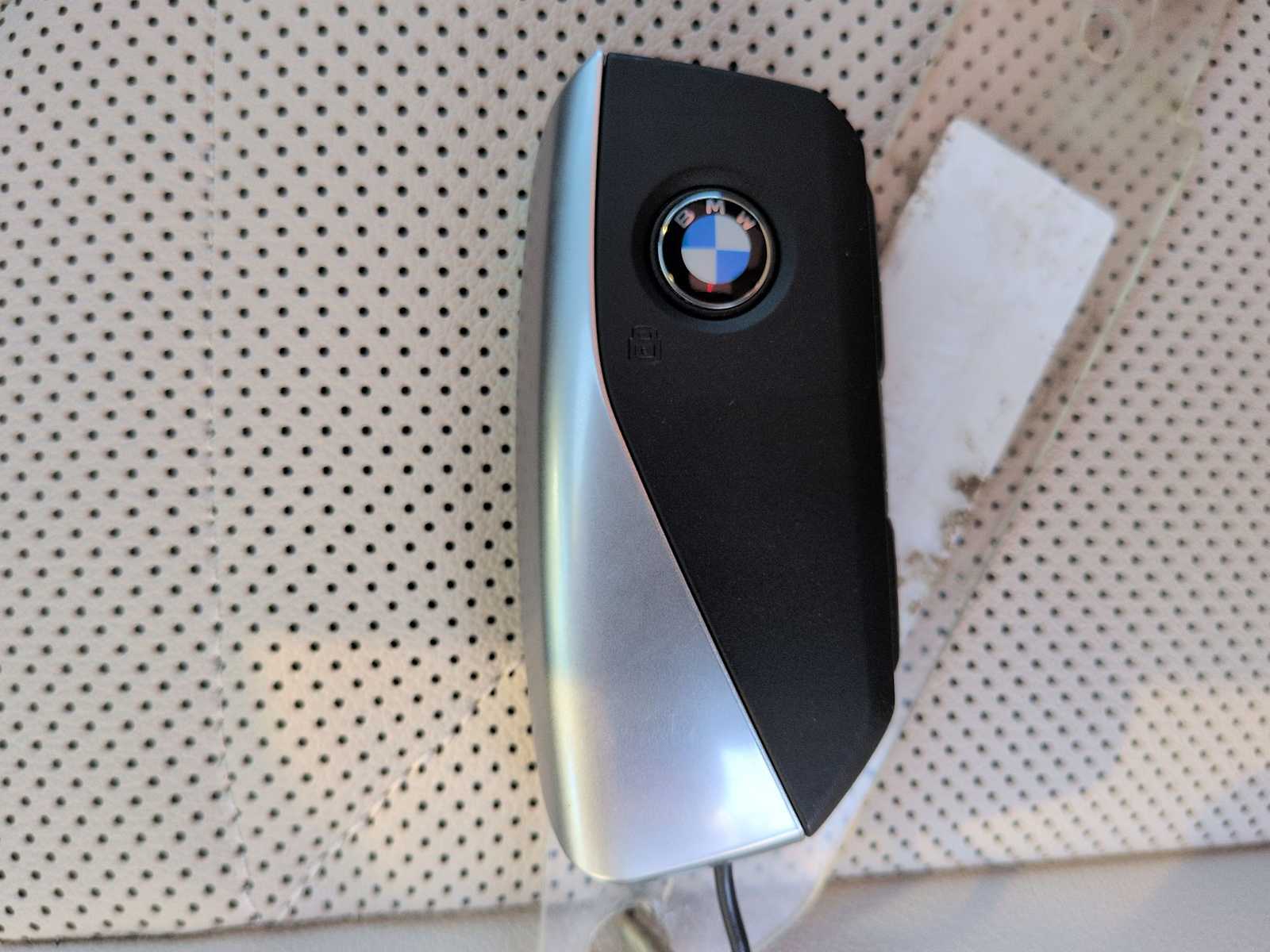 Thumbnail: 2026 BMW iX - 36