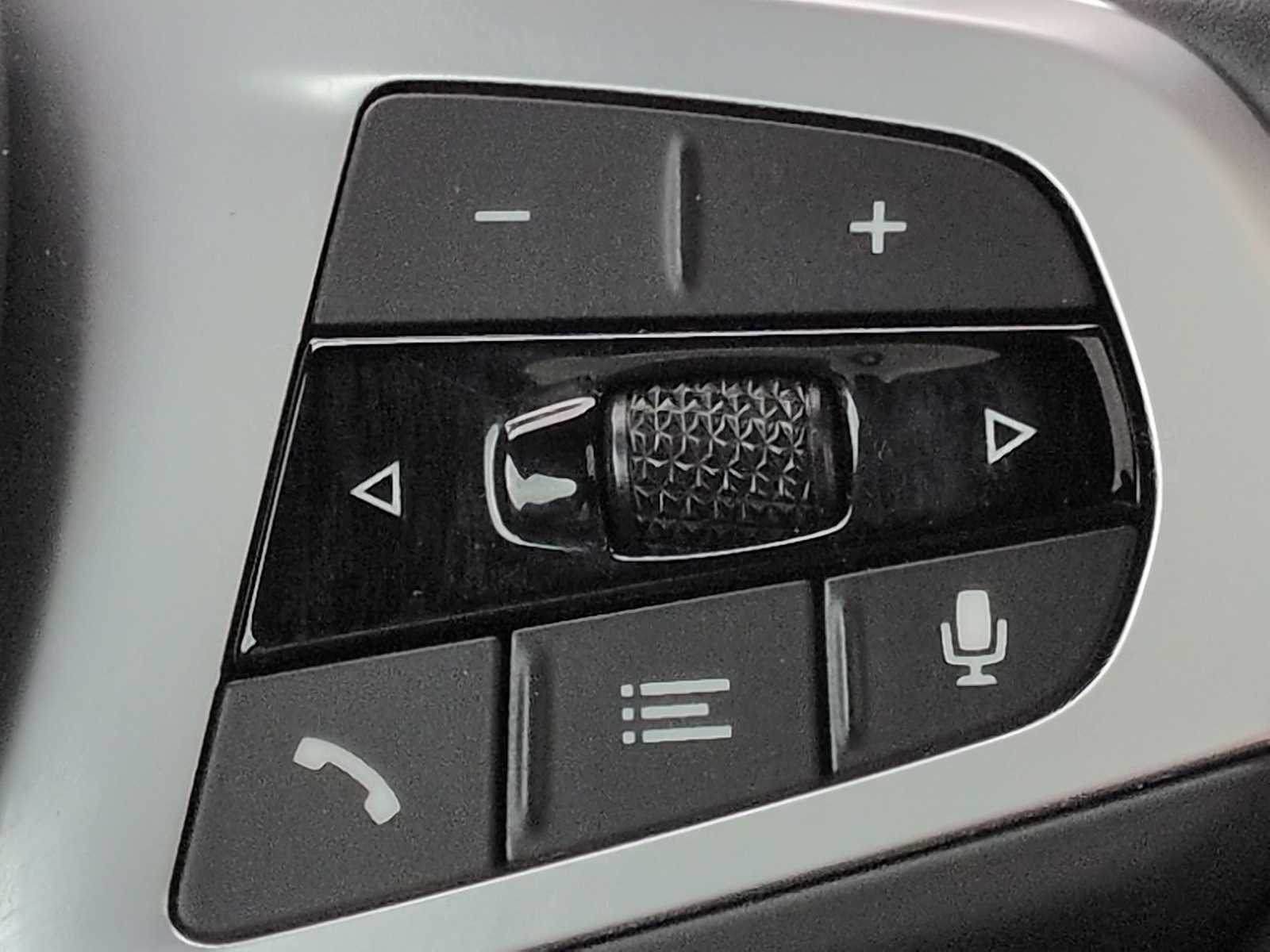 Thumbnail: 2023 BMW X5 - 27