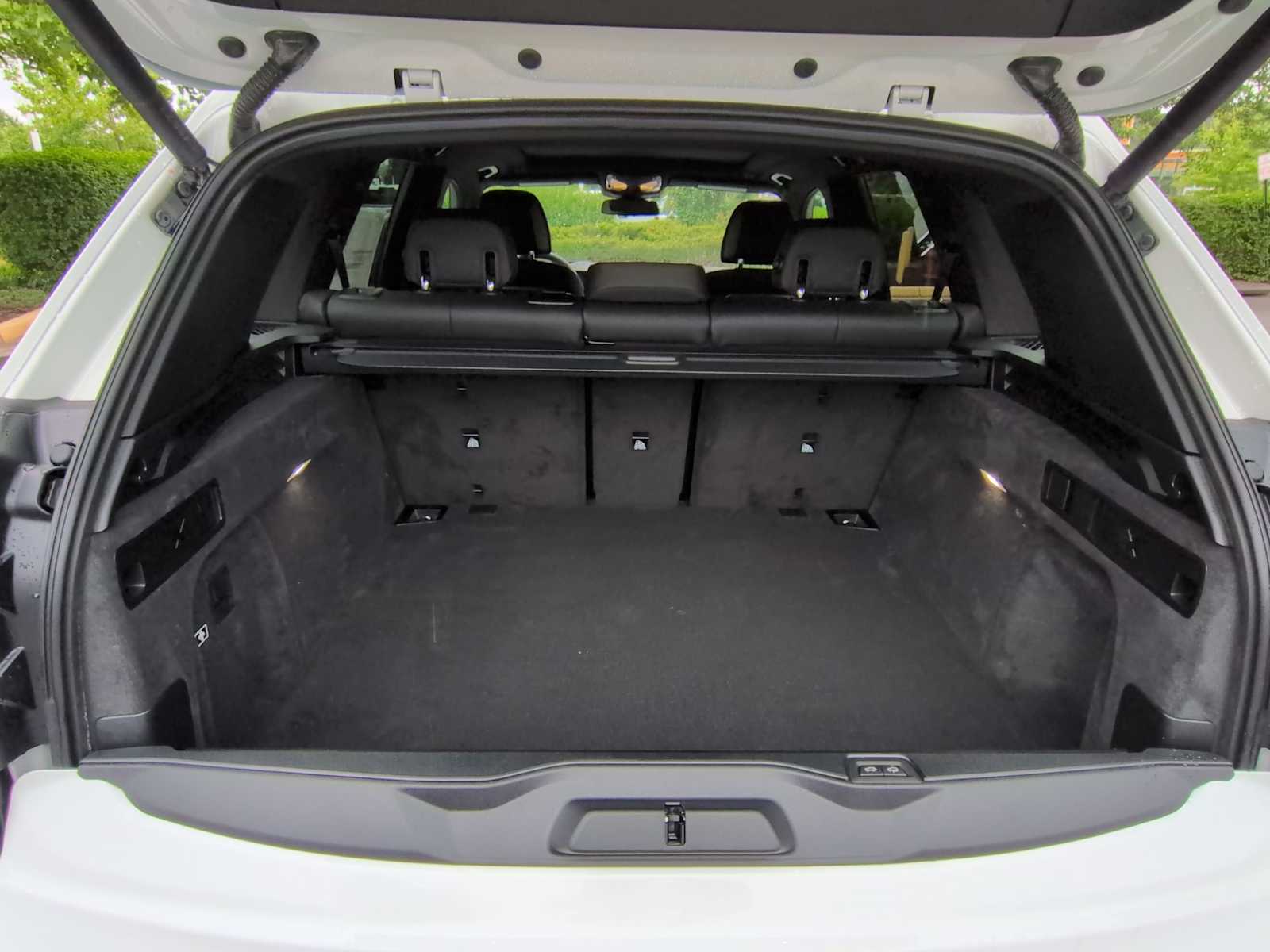 Thumbnail: 2026 BMW X5 - 37