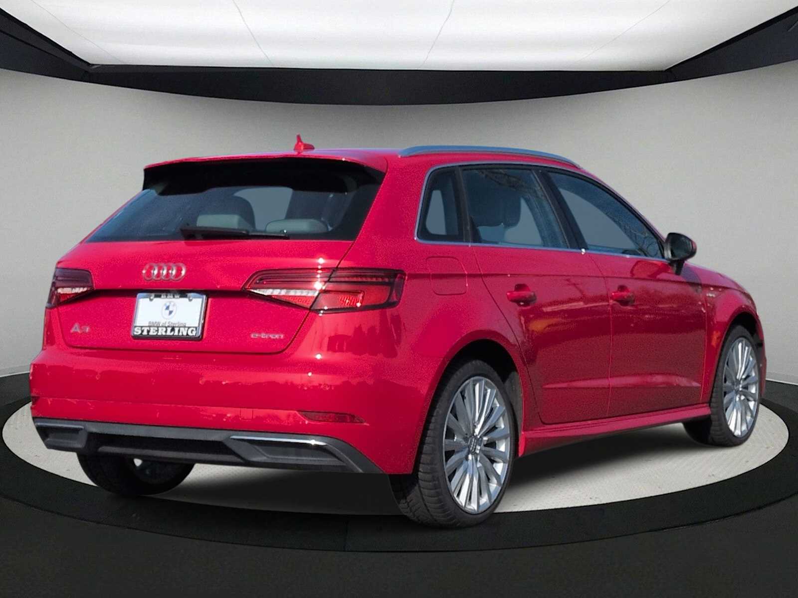 Thumbnail: 2017 Audi A3 e-tron - 8