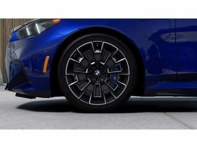 Thumbnail: 2026 BMW M5 - 7