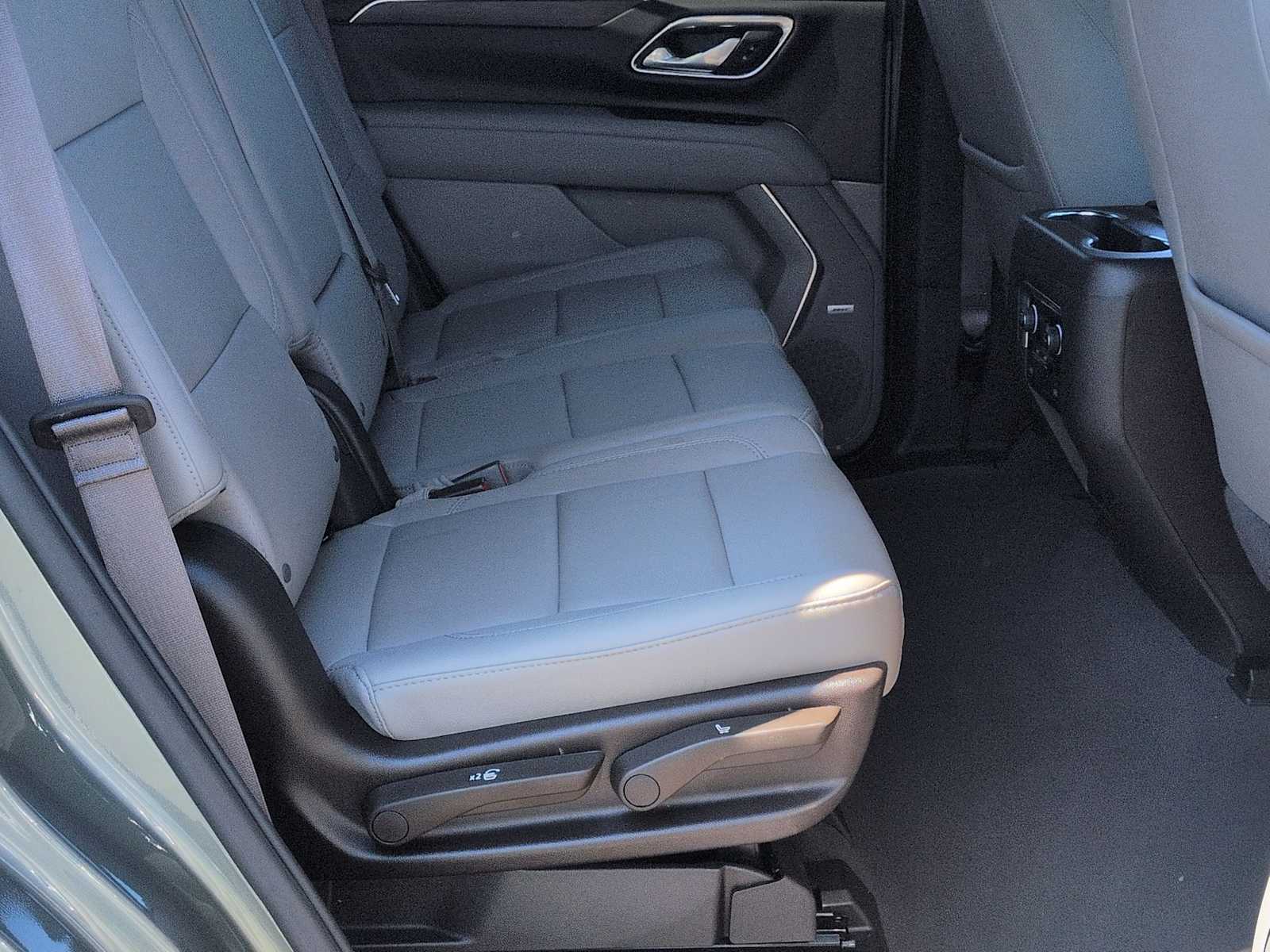 Thumbnail: 2023 Chevrolet Tahoe - 22