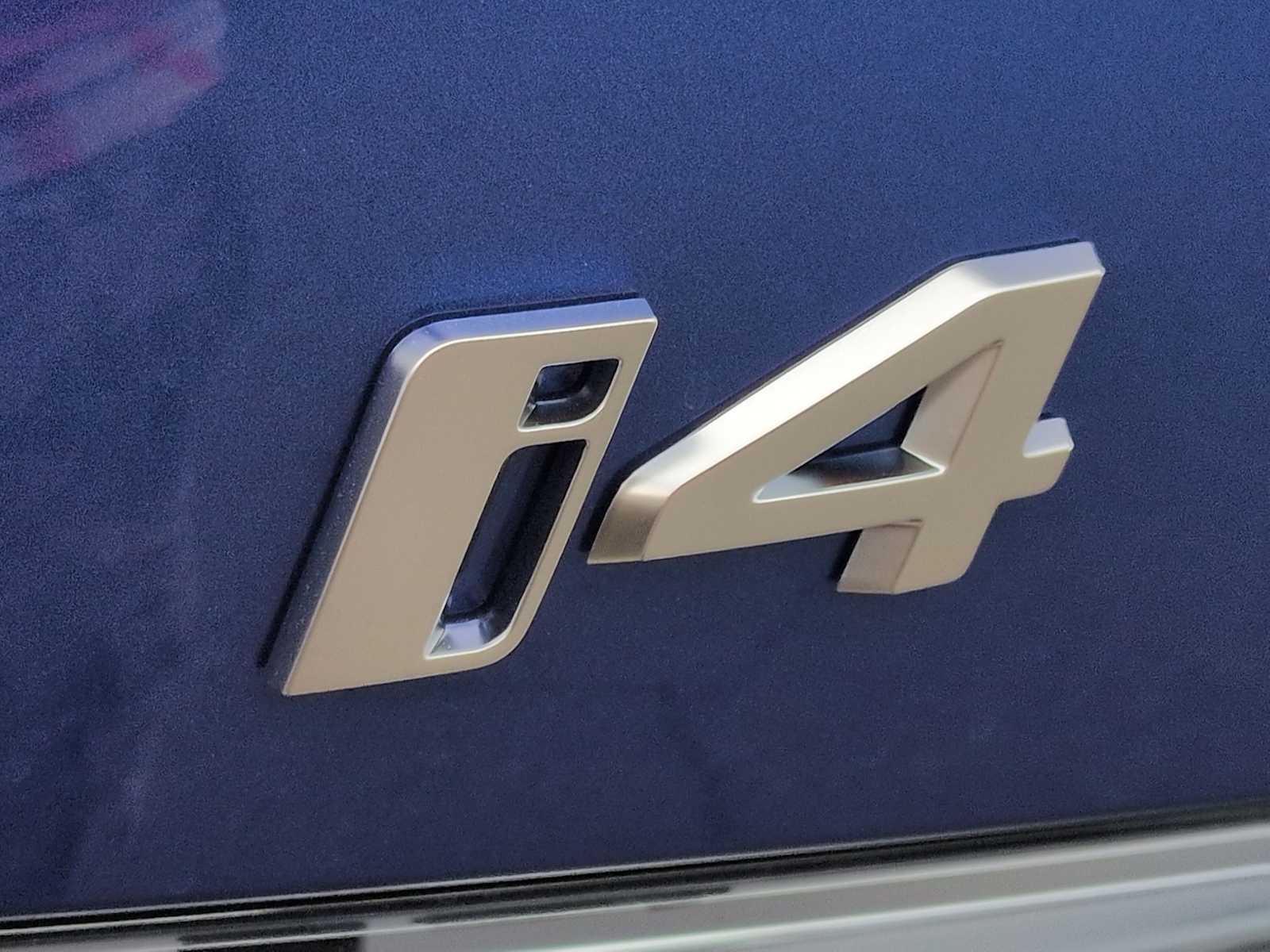 Thumbnail: 2026 BMW i4 - 13