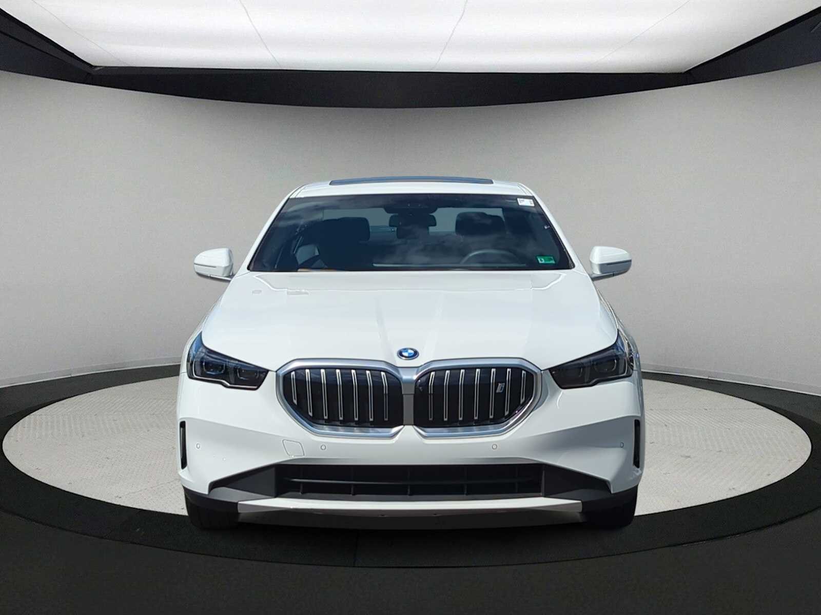 Thumbnail: 2024 BMW i5 - 3