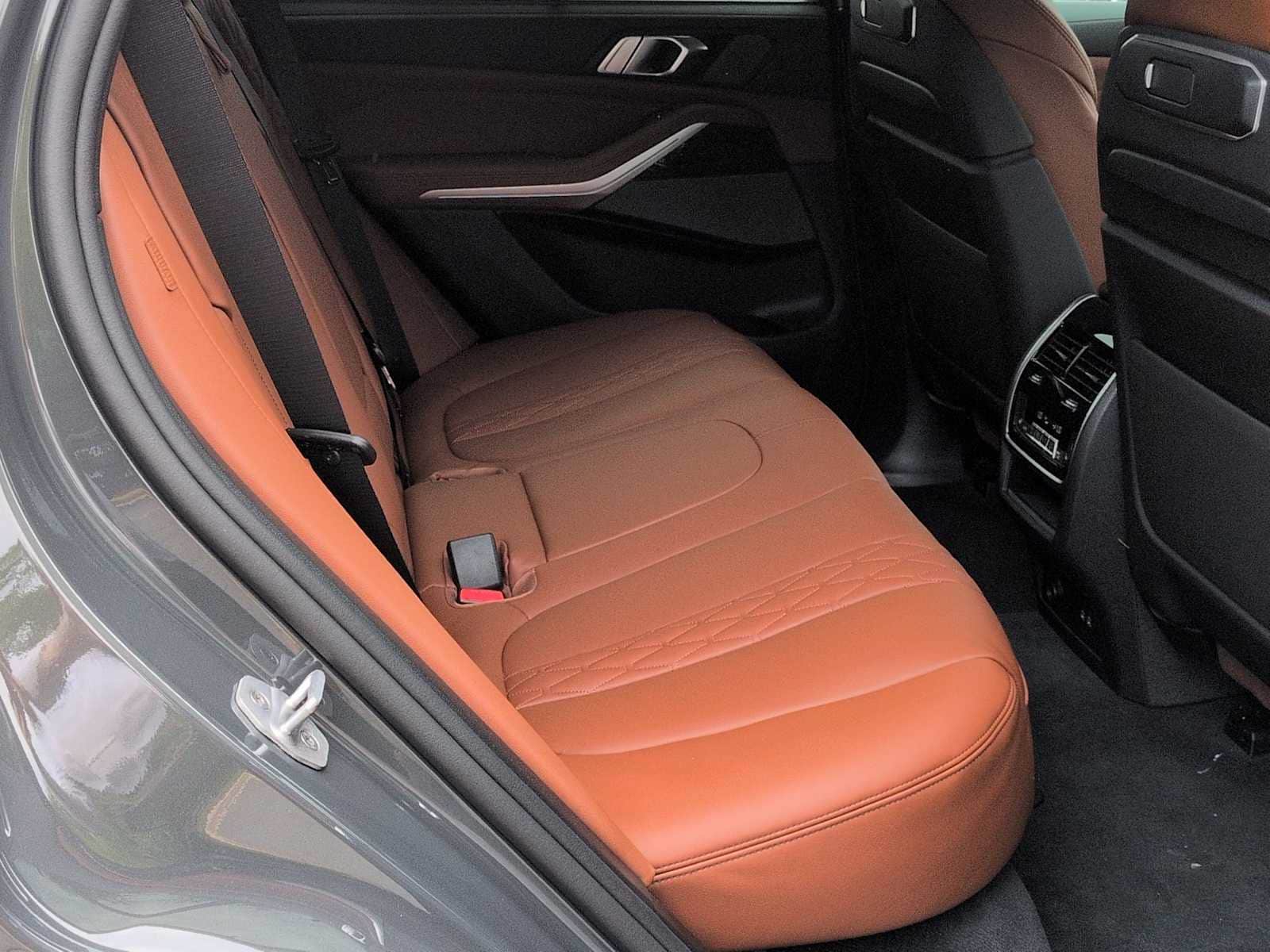 Thumbnail: 2026 BMW X5 - 22