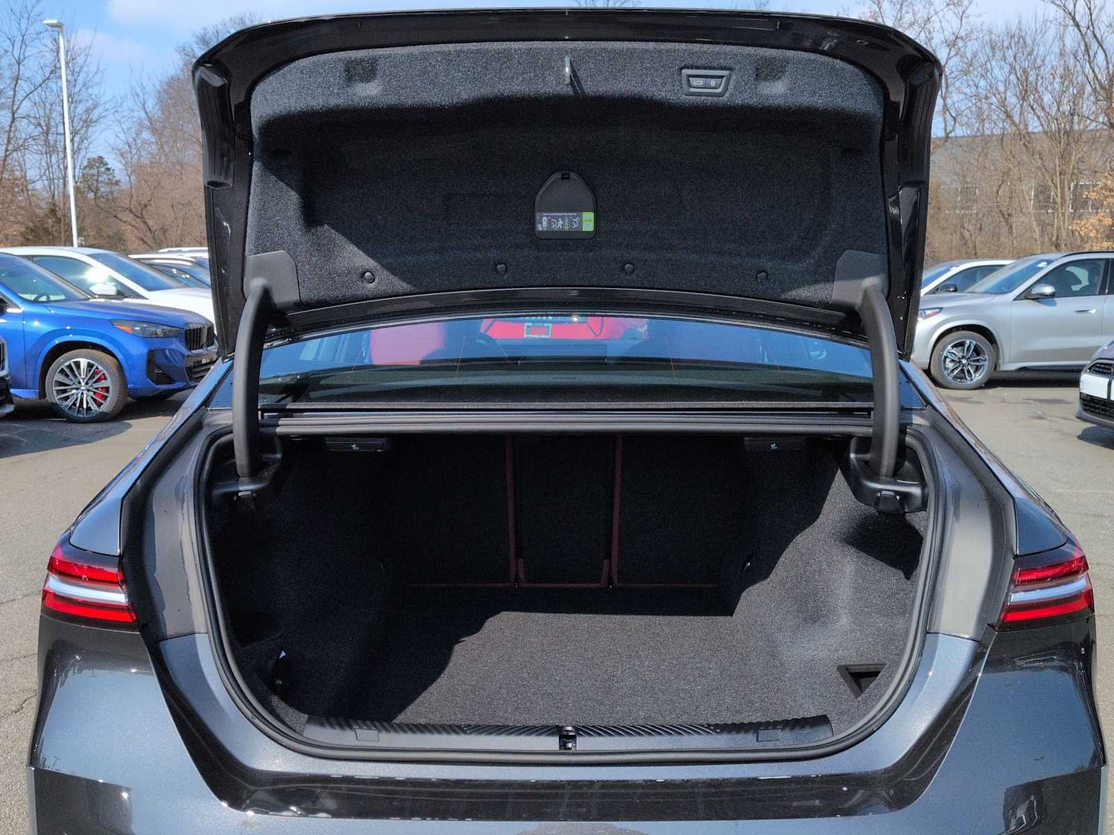 Thumbnail: 2026 BMW 5 Series - 36