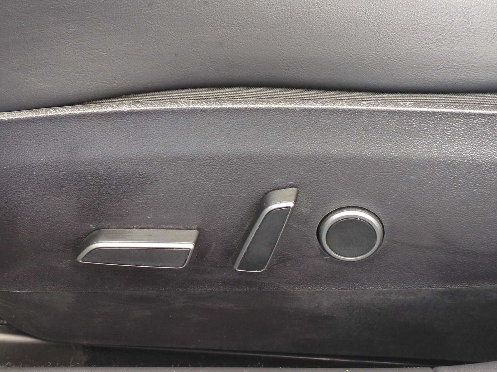 Thumbnail: 2021 Tesla Model 3 - 16