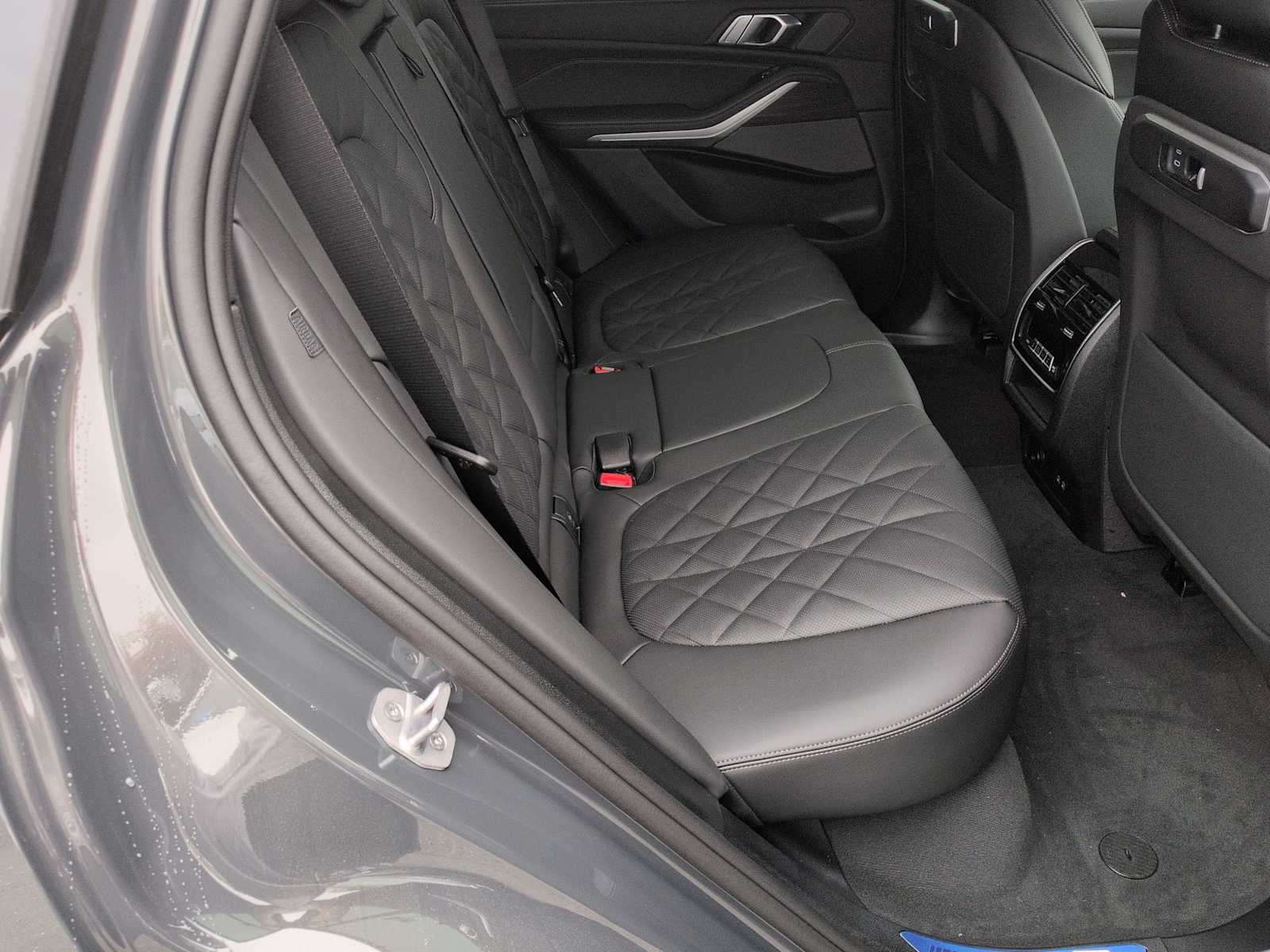 Thumbnail: 2026 BMW X5 - 22