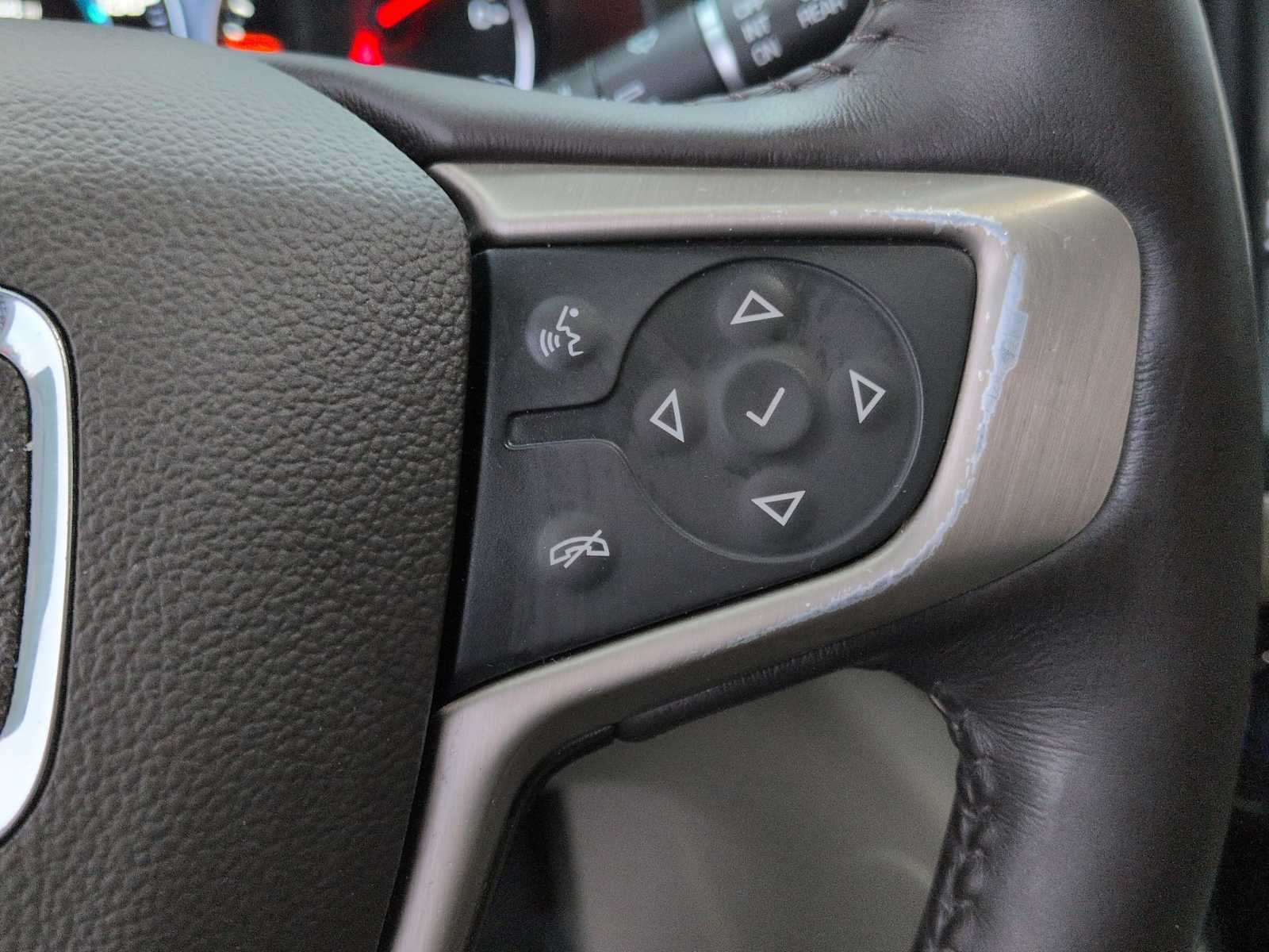 Thumbnail: 2017 GMC Acadia - 27