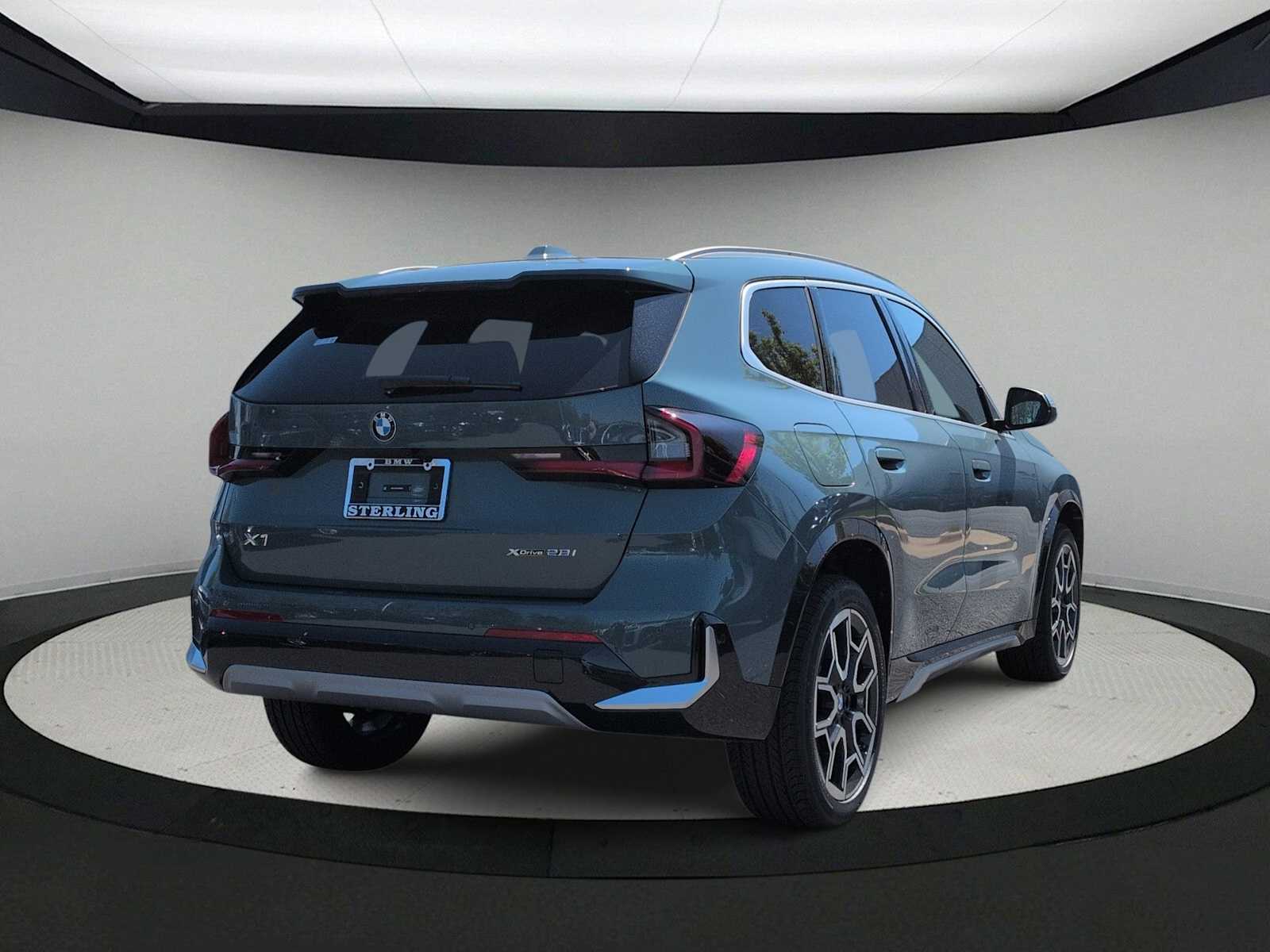 Thumbnail: 2026 BMW X1 - 8