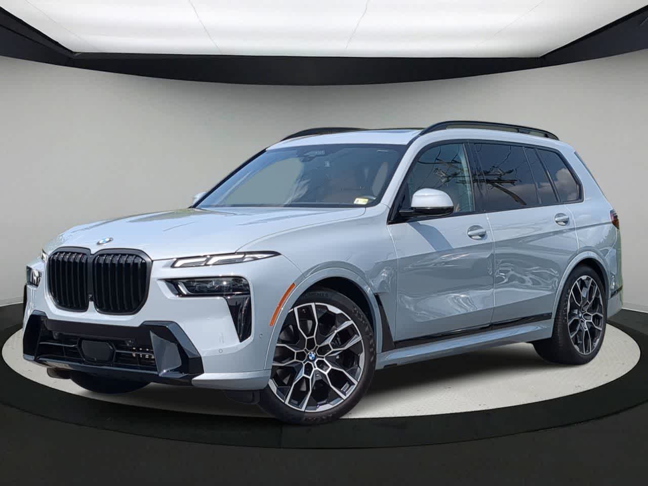 Thumbnail: 2024 BMW X7 - 1