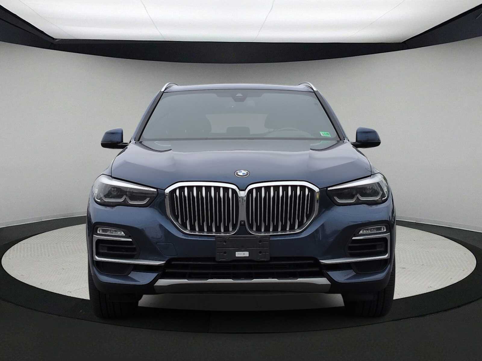 Thumbnail: 2021 BMW X5 - 3