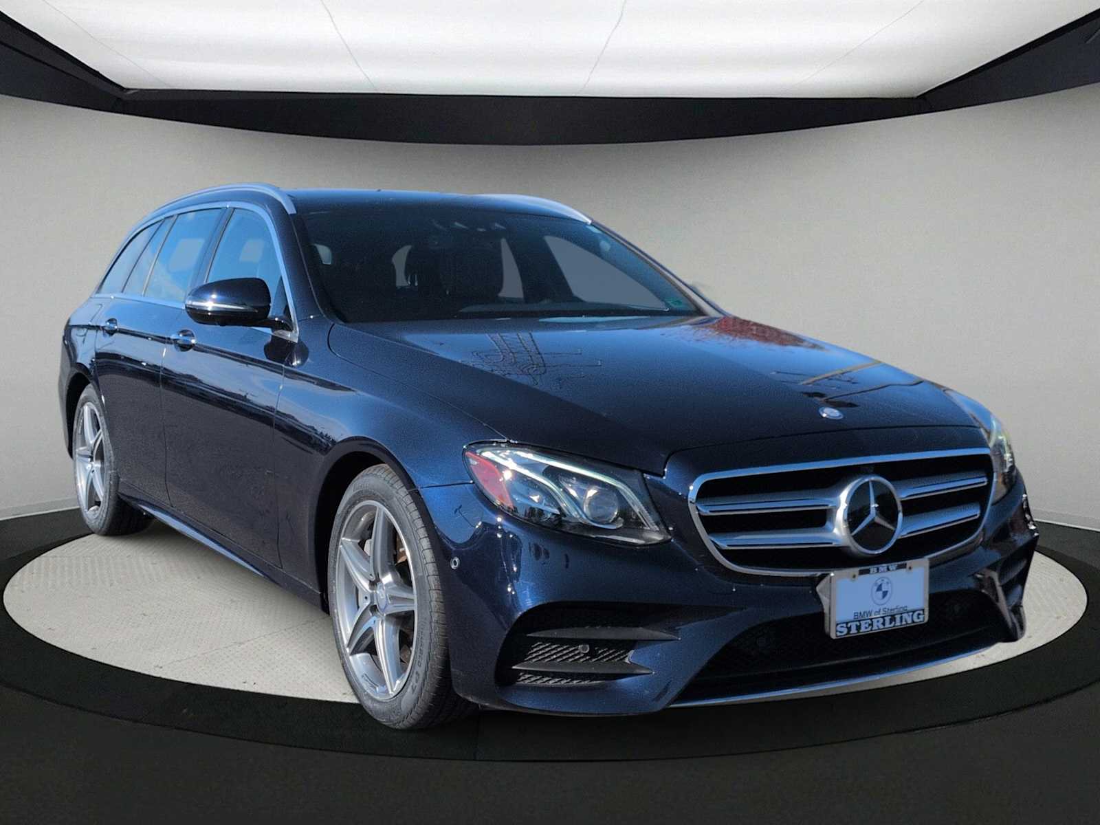 Thumbnail: 2017 Mercedes-Benz E-Class - 2
