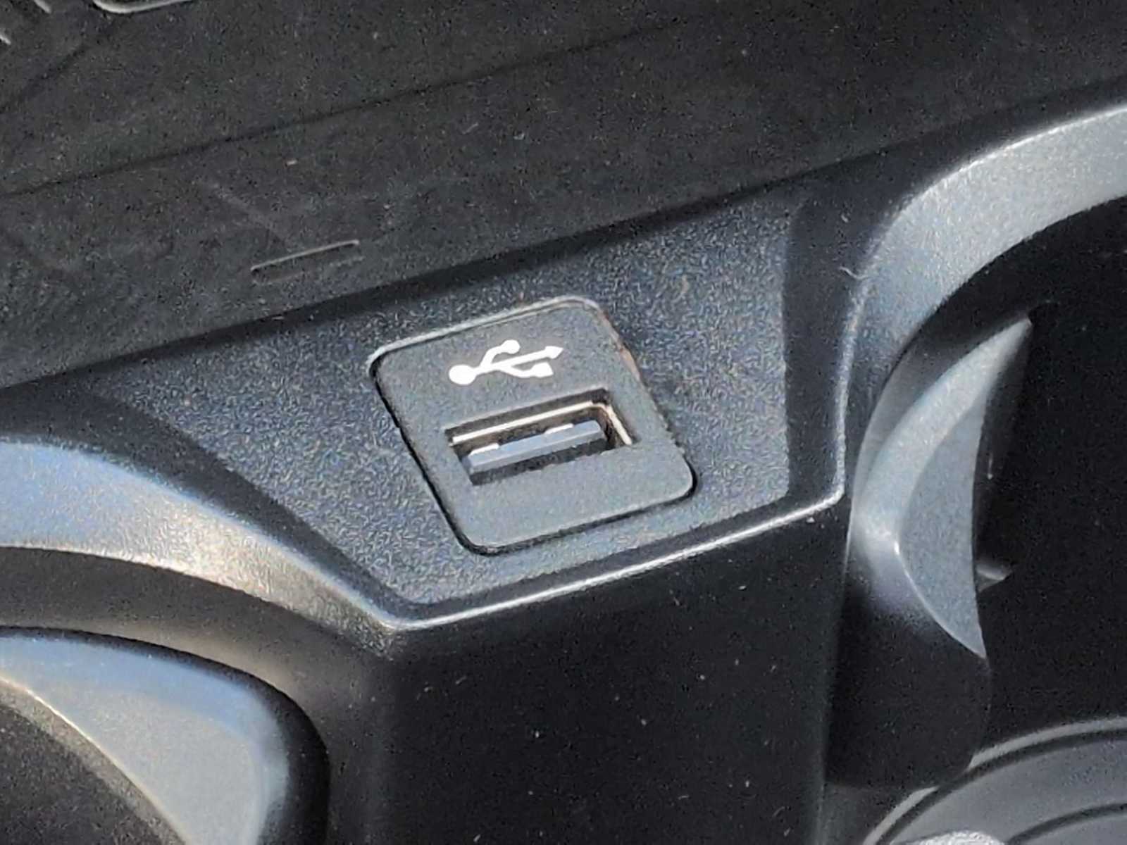 Thumbnail: 2025 BMW i4 - 33