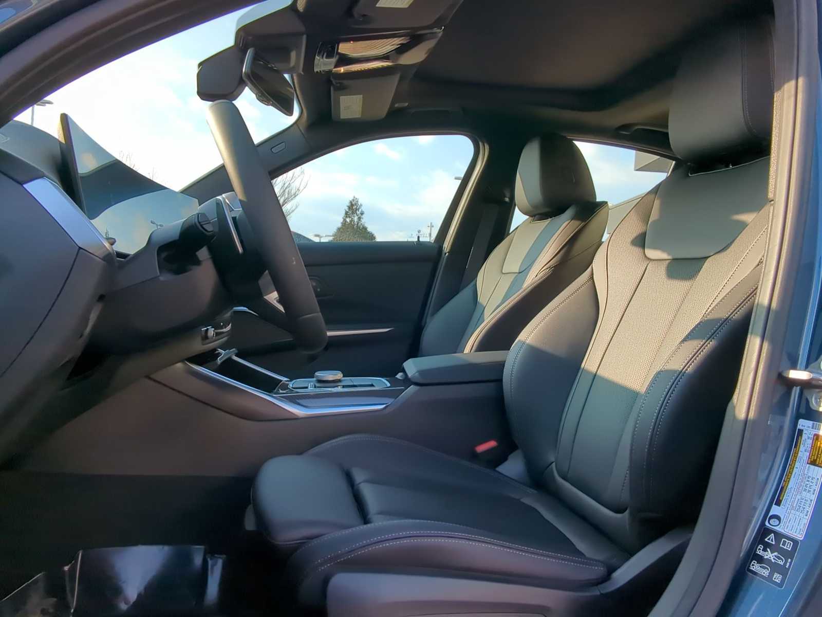 Thumbnail: 2026 BMW 3 Series - 17