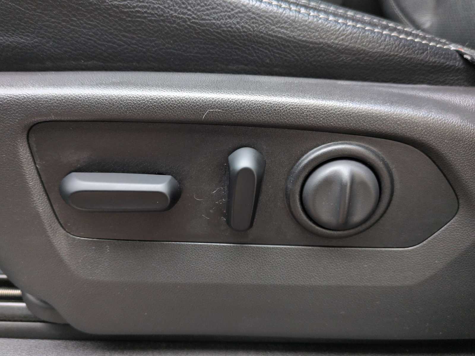 Thumbnail: 2021 Chevrolet Silverado 1500 - 18