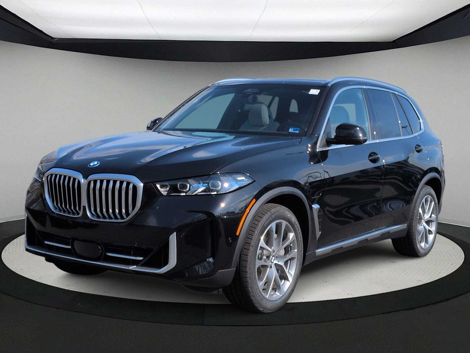 Thumbnail: 2026 BMW X5 - 4