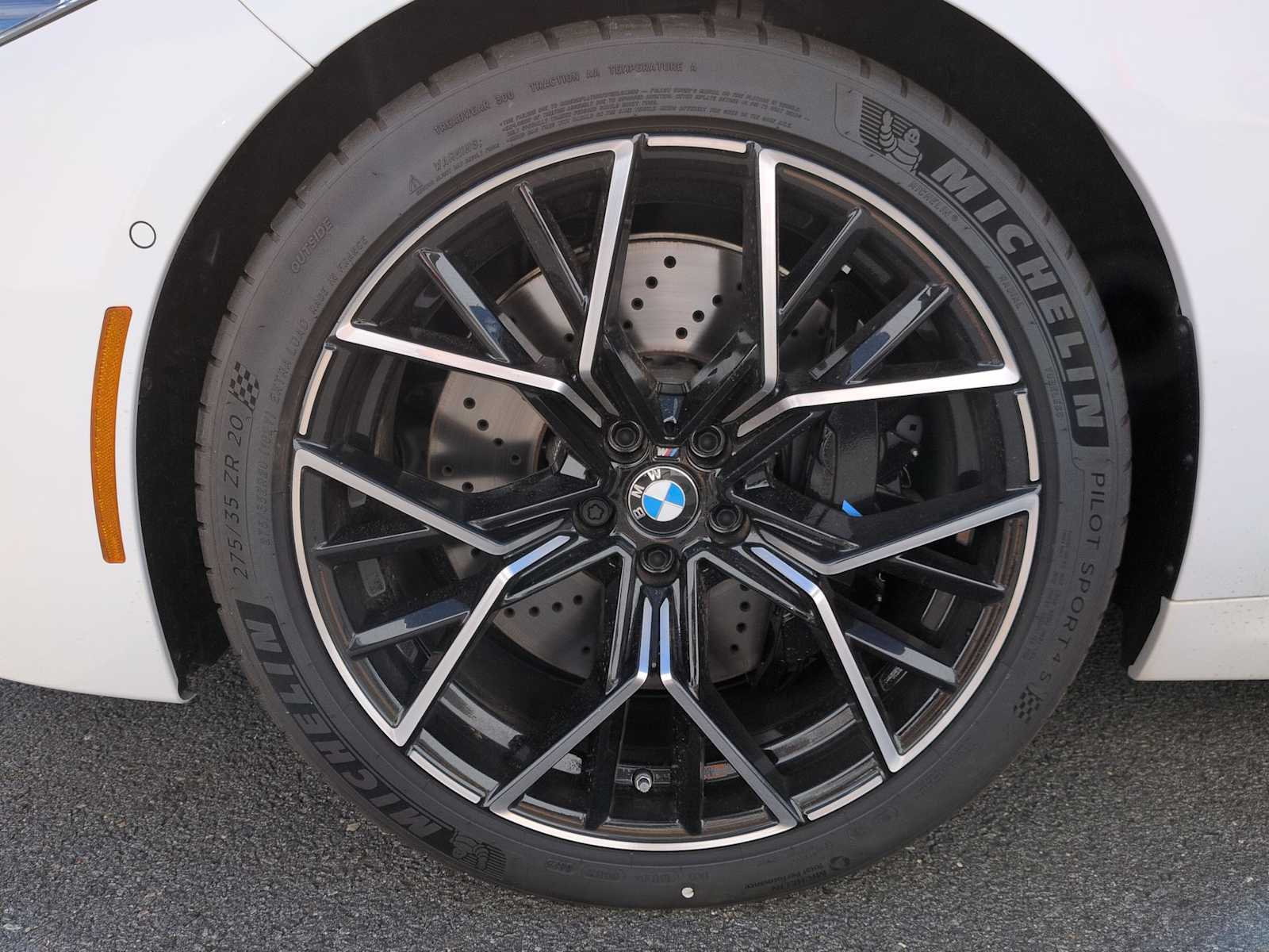 Thumbnail: 2025 BMW M8 - 15