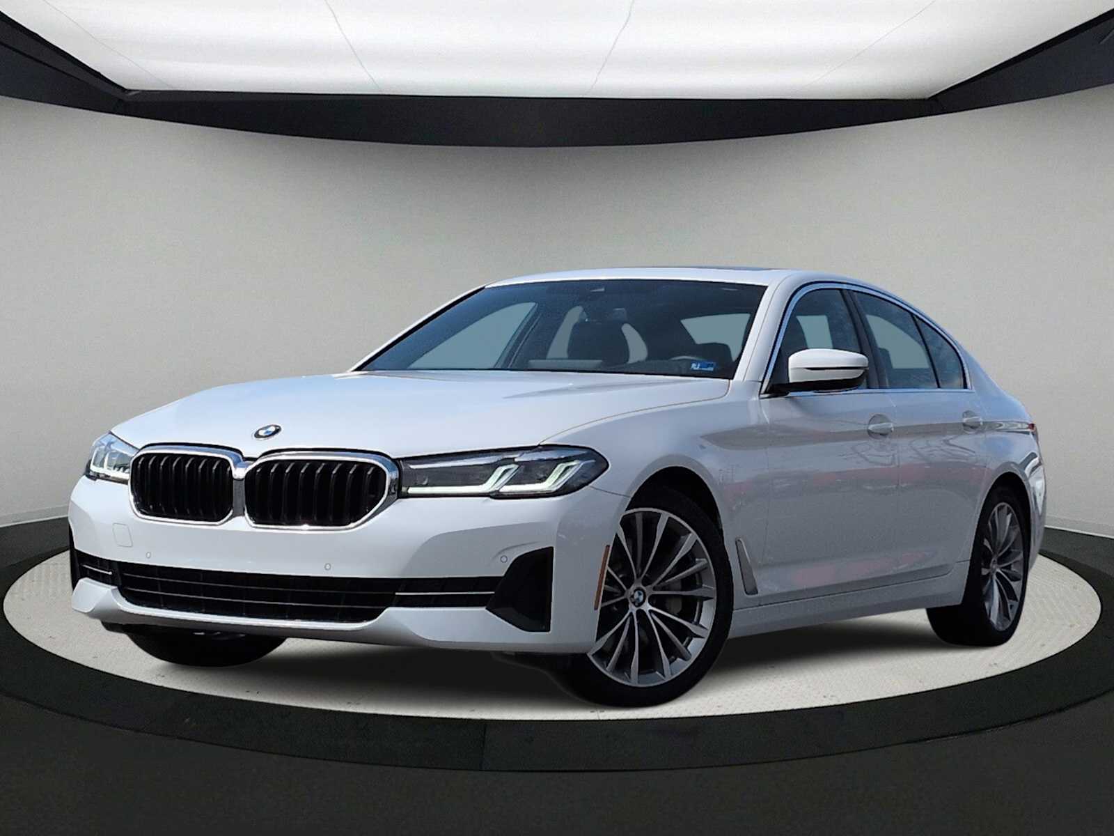 Thumbnail: 2021 BMW 5 Series - 1