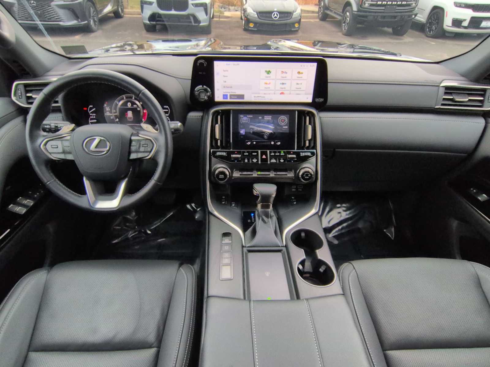 Thumbnail: 2024 Lexus LX - 16